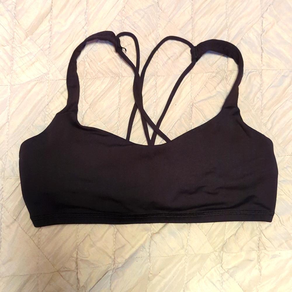 Lululemon sports bra